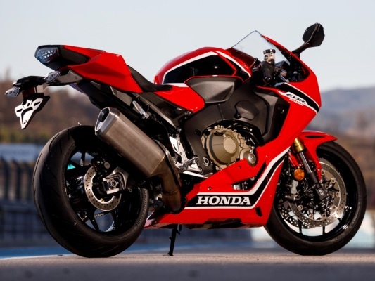 Фото мотоцикла Honda CBR1000RR Fireblade ABS
